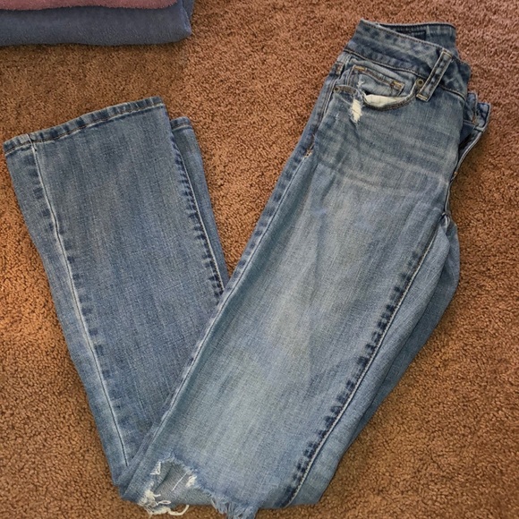 Jeans - Picture 1 of 3